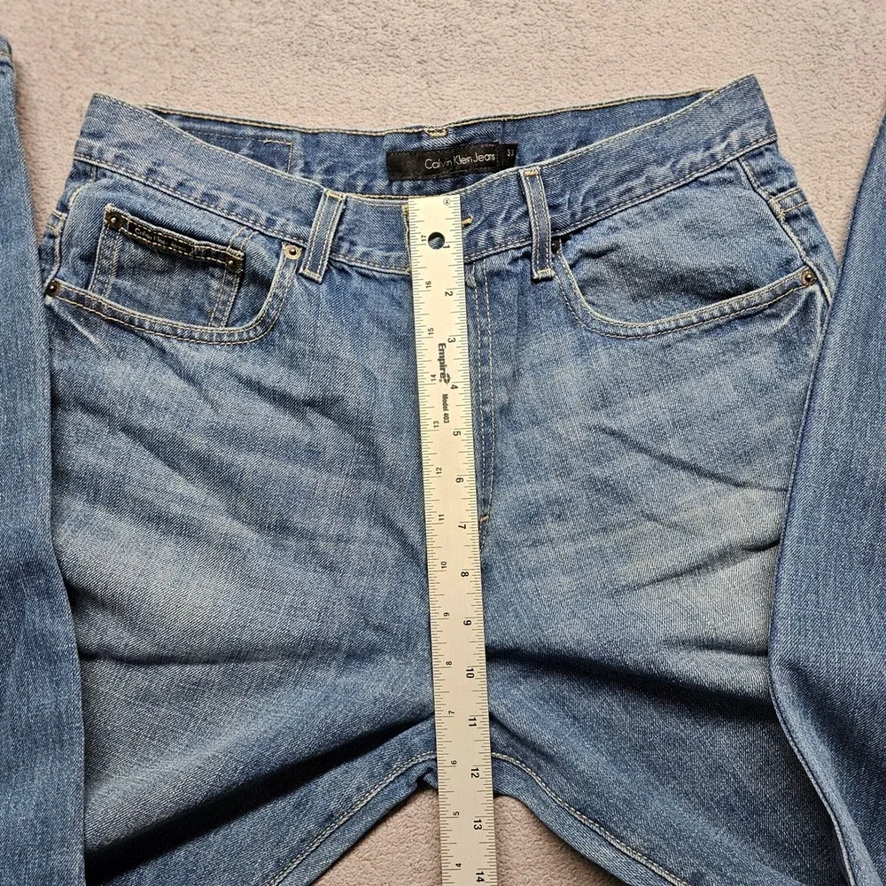 Calvin Klein Jeans Mens 33 Blue Denim Medium Wash Relaxed Easy Fit Straight Leg